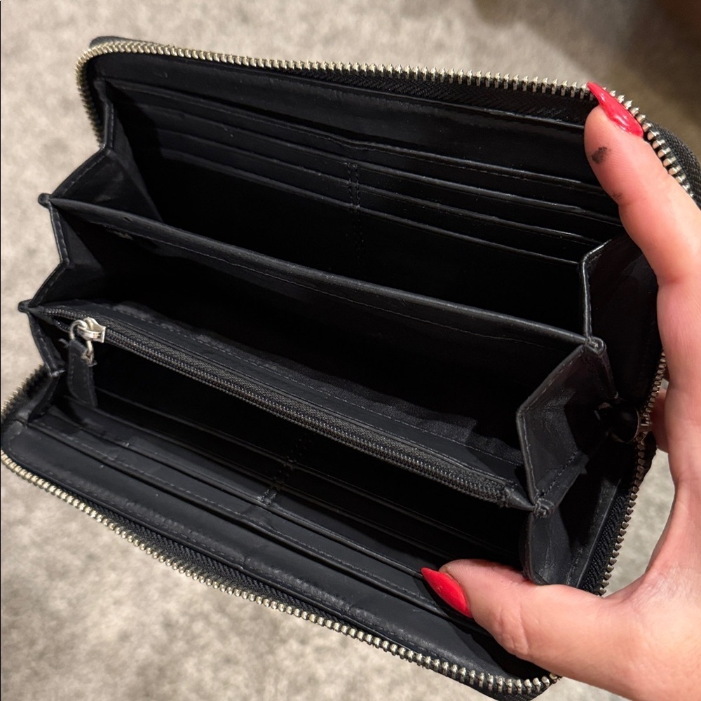 Coach Black and Tan Signature Wallet zip around clutch designer wristlet - Picture 6 of 7